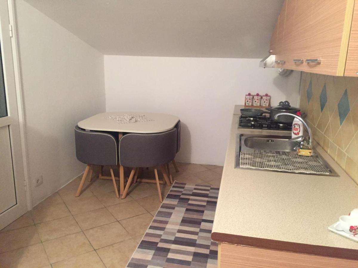 Iljazi'S Apartaments Vlorë 외부 사진