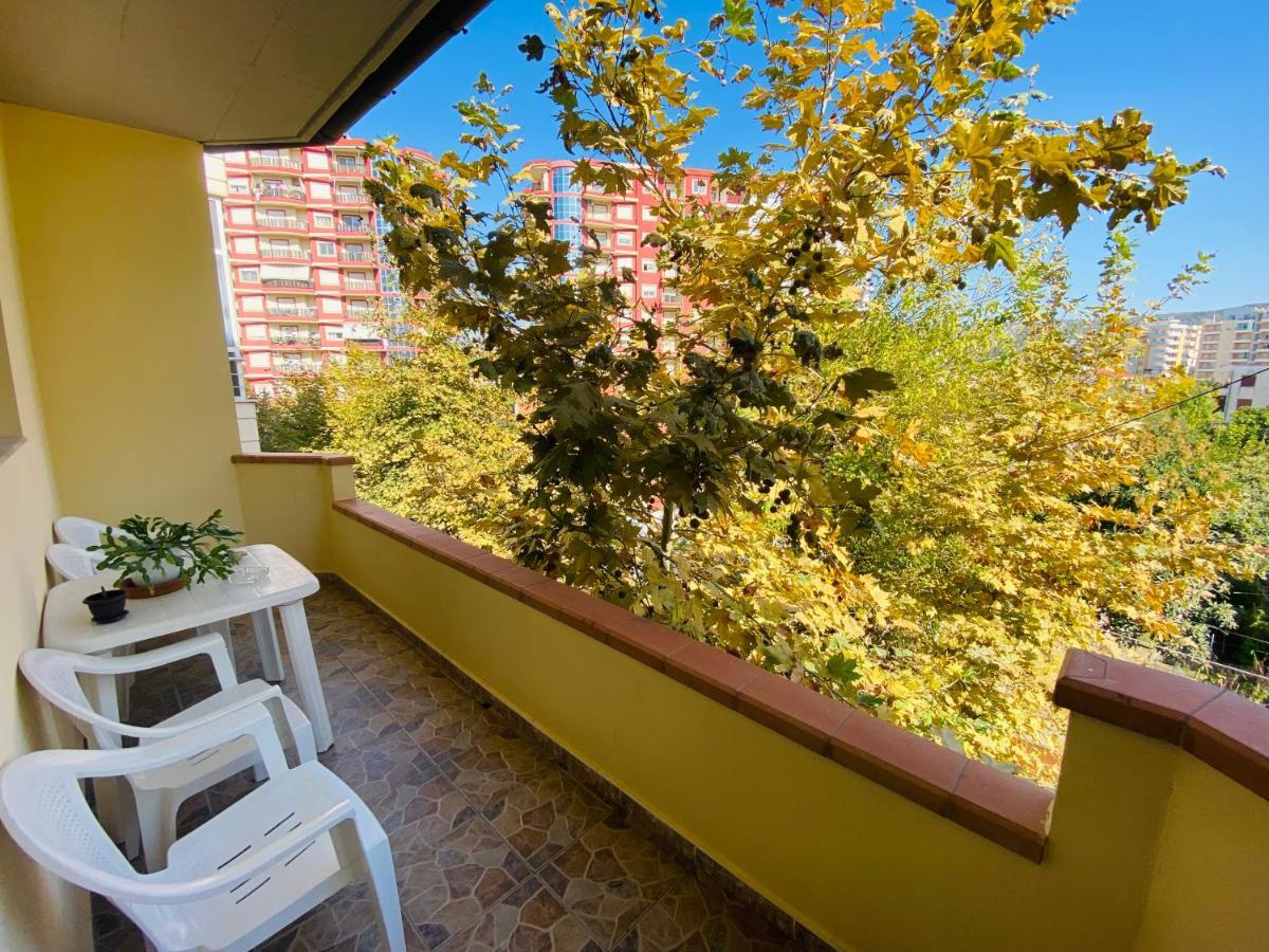 Iljazi'S Apartaments Vlorë 외부 사진