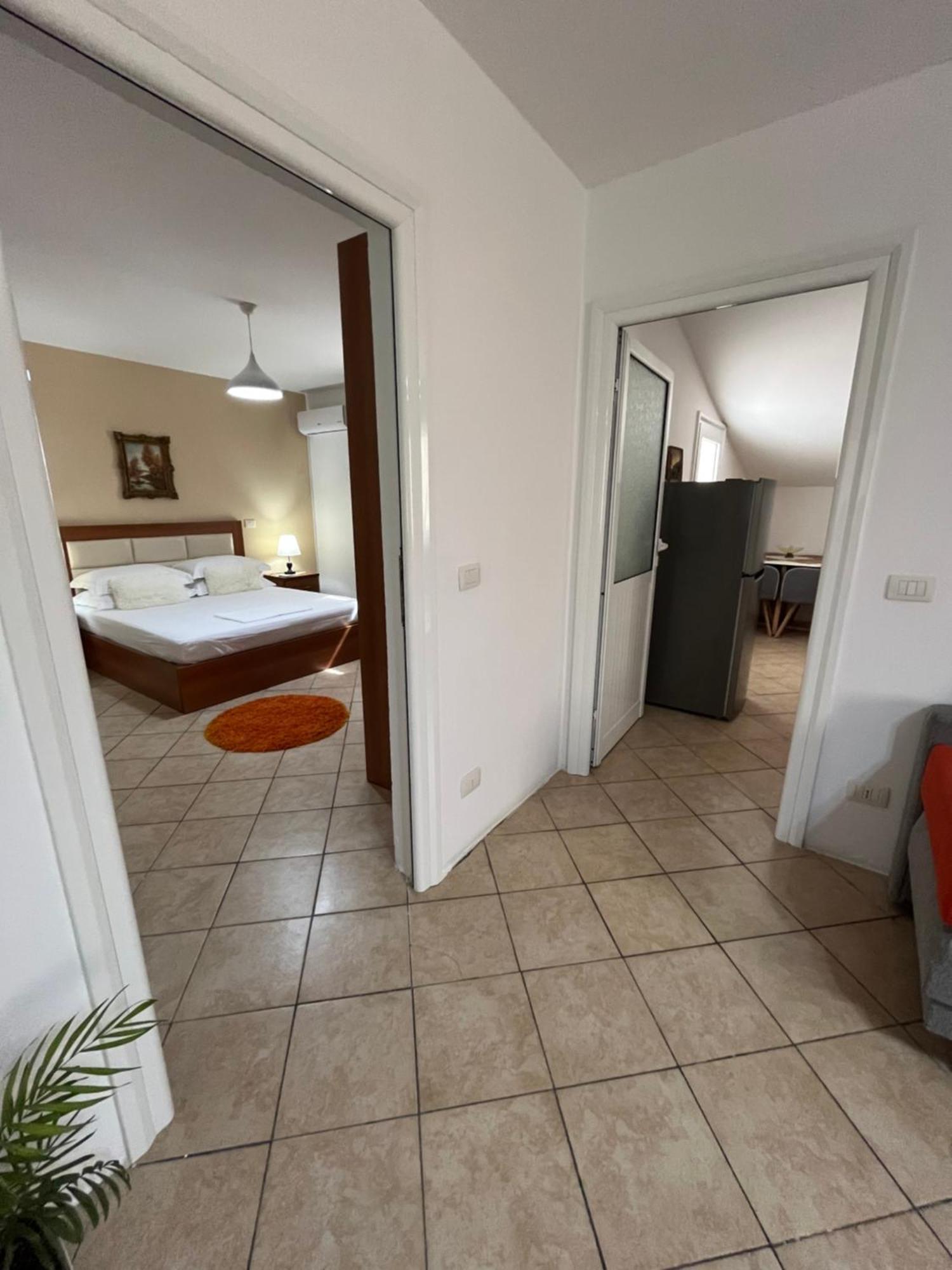 Iljazi'S Apartaments Vlorë 외부 사진
