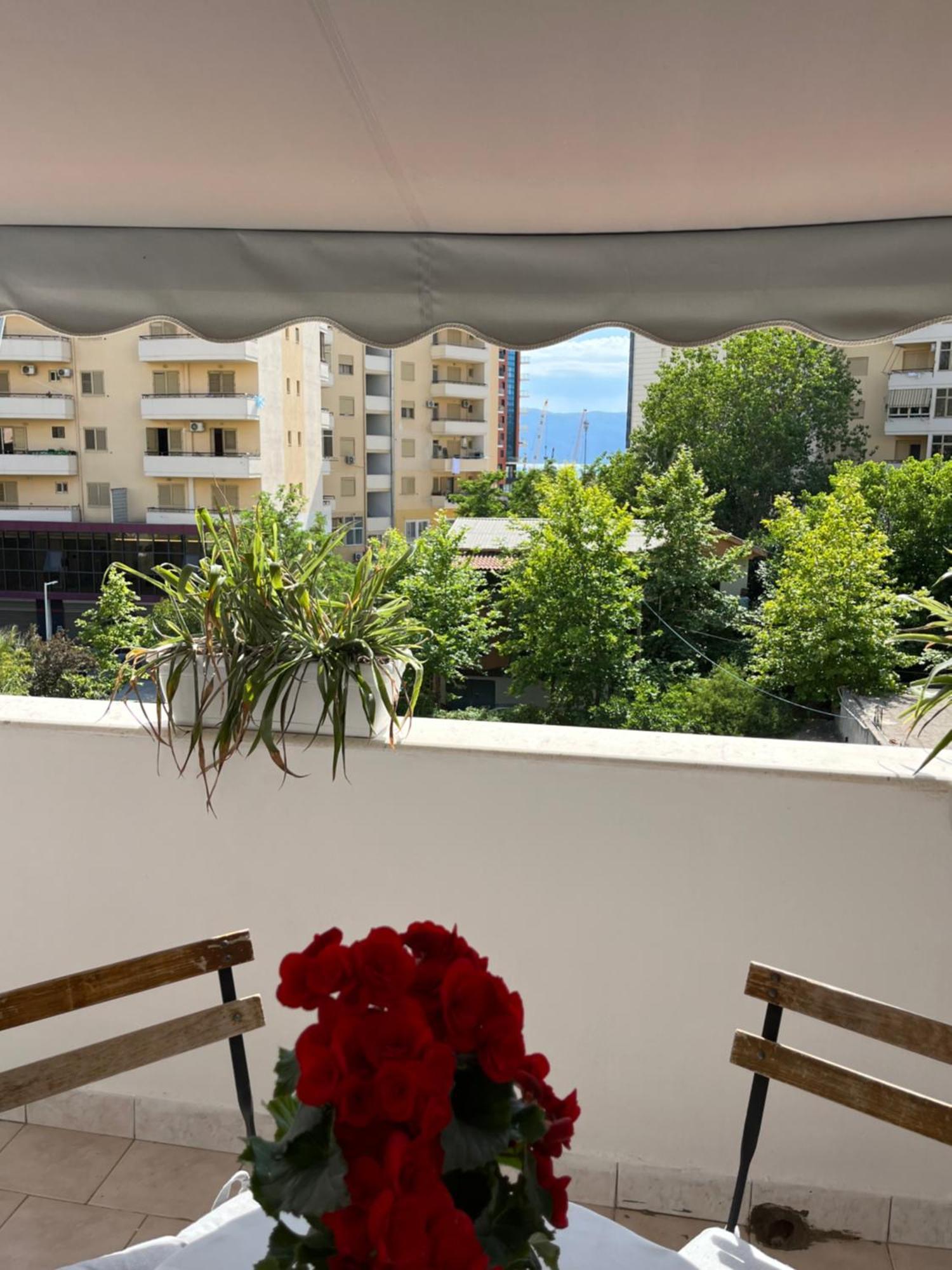 Iljazi'S Apartaments Vlorë 외부 사진