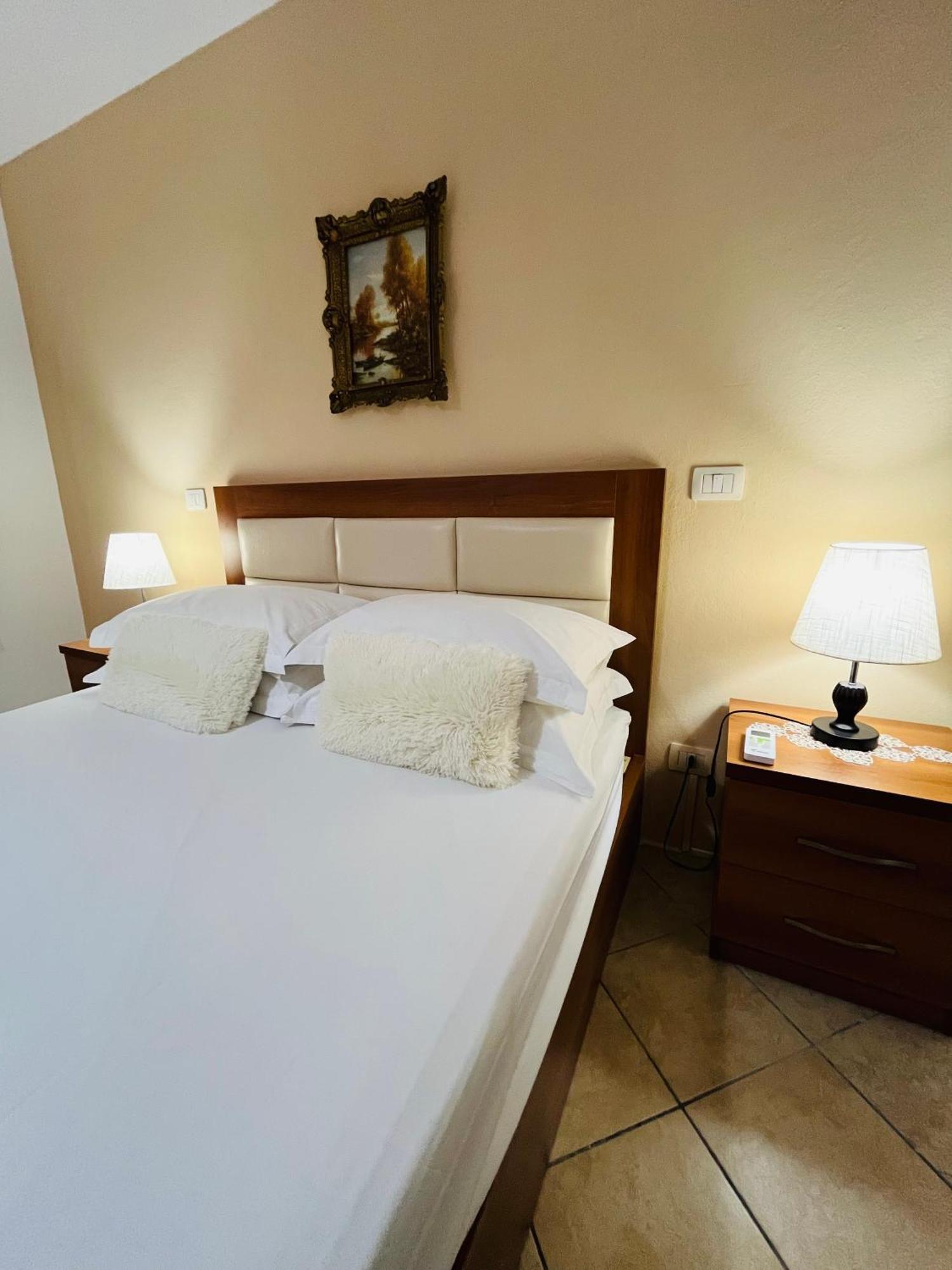 Iljazi'S Apartaments Vlorë 외부 사진