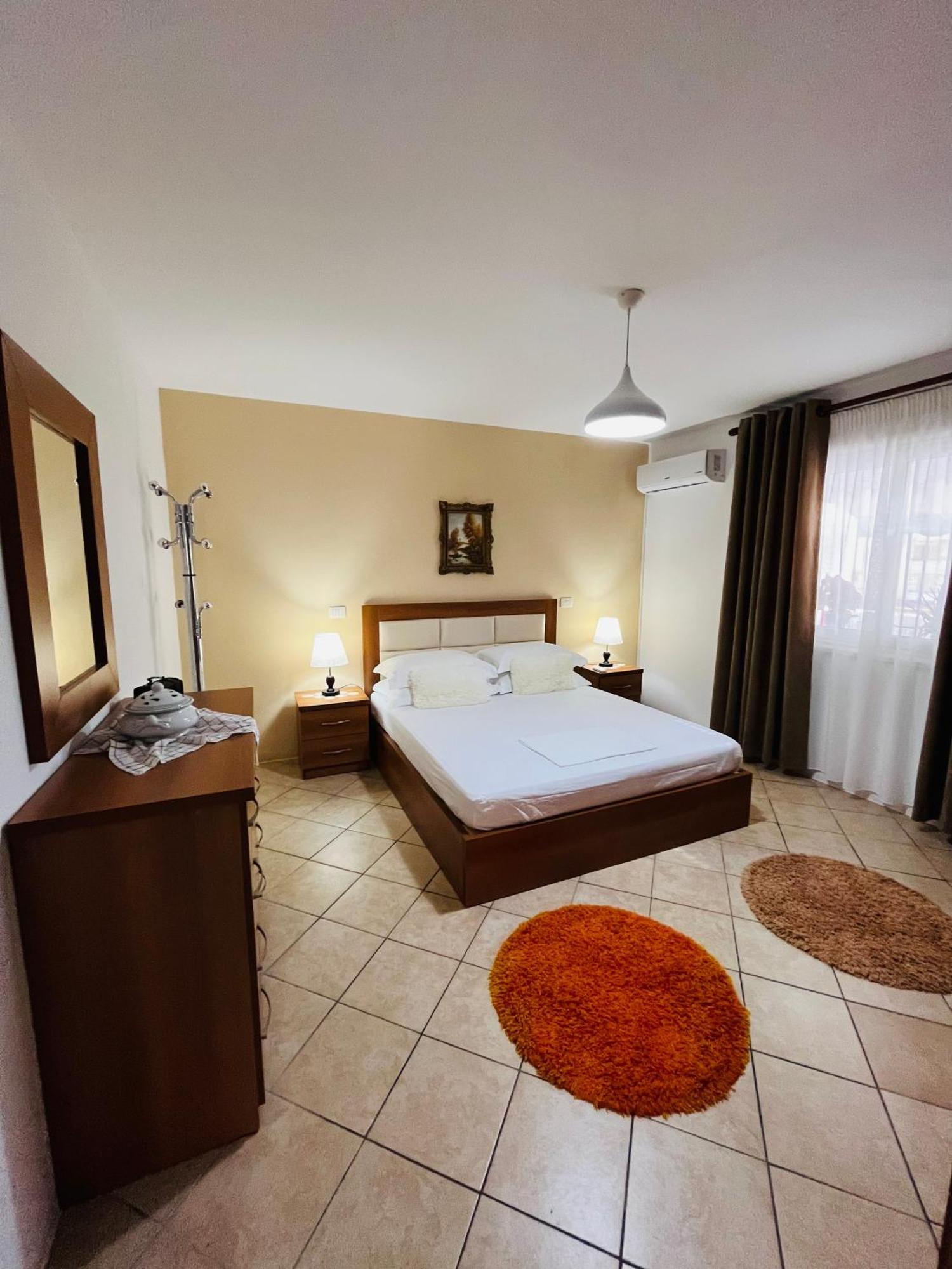 Iljazi'S Apartaments Vlorë 외부 사진