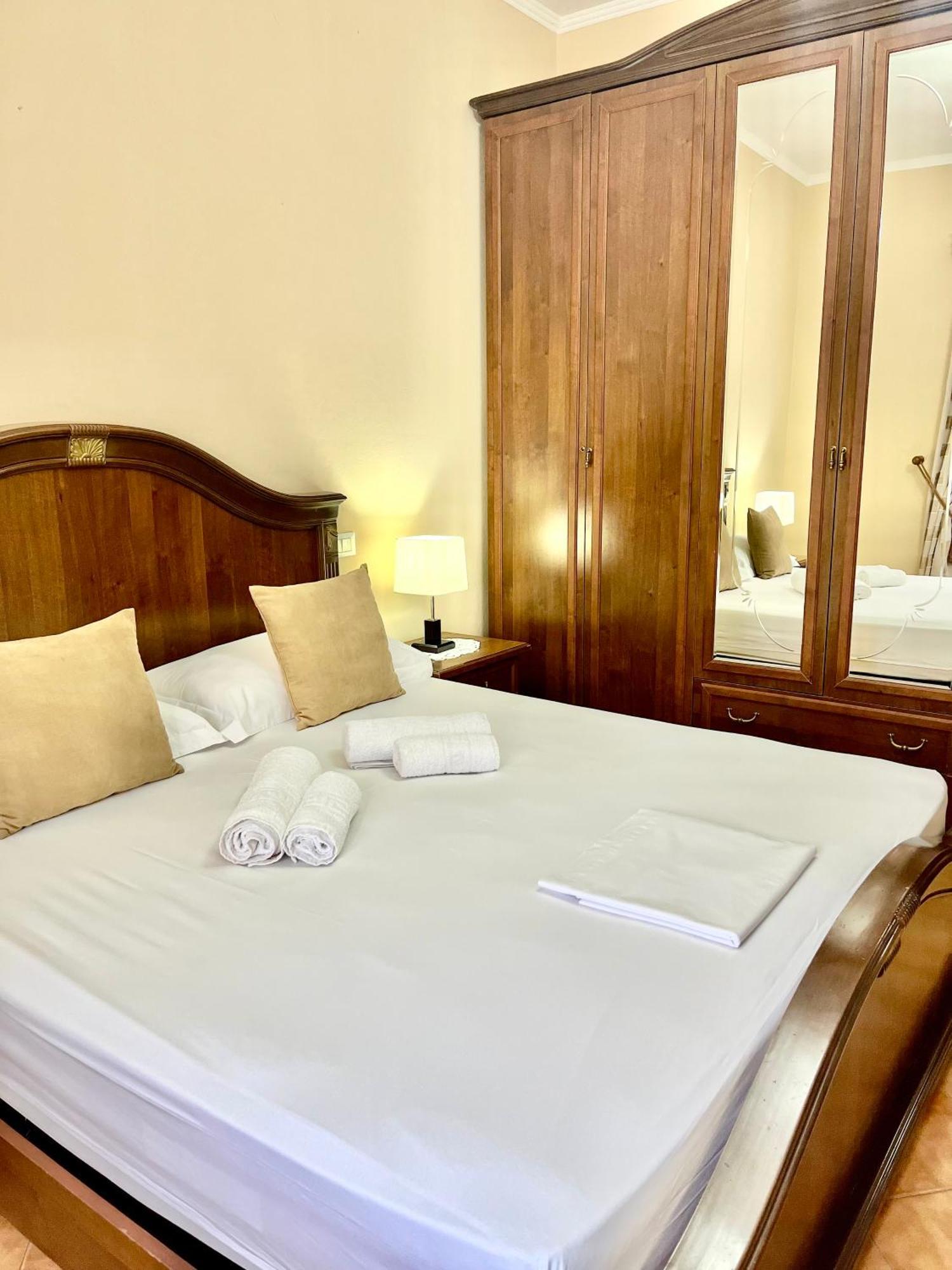 Iljazi'S Apartaments Vlorë 외부 사진