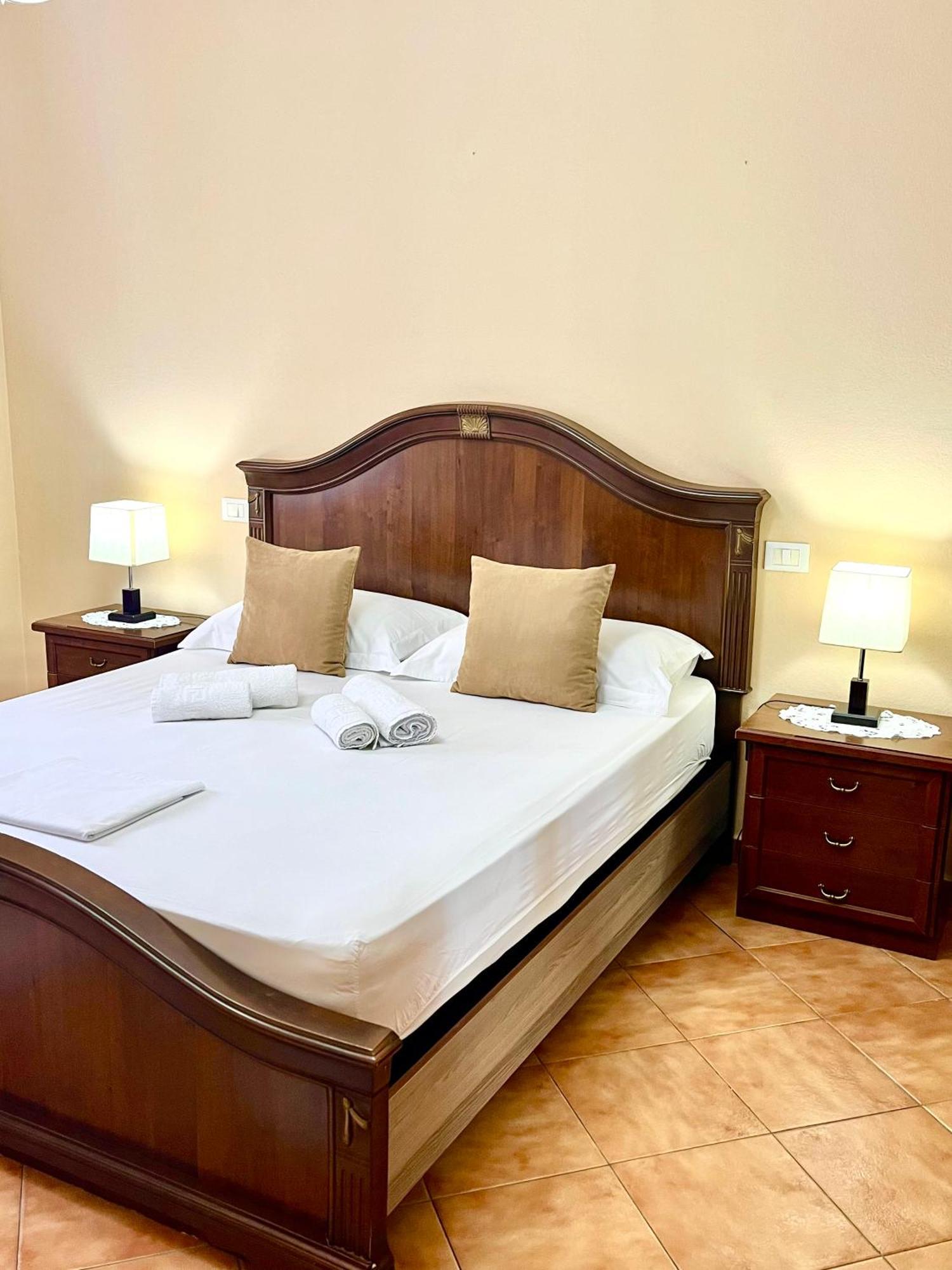 Iljazi'S Apartaments Vlorë 외부 사진