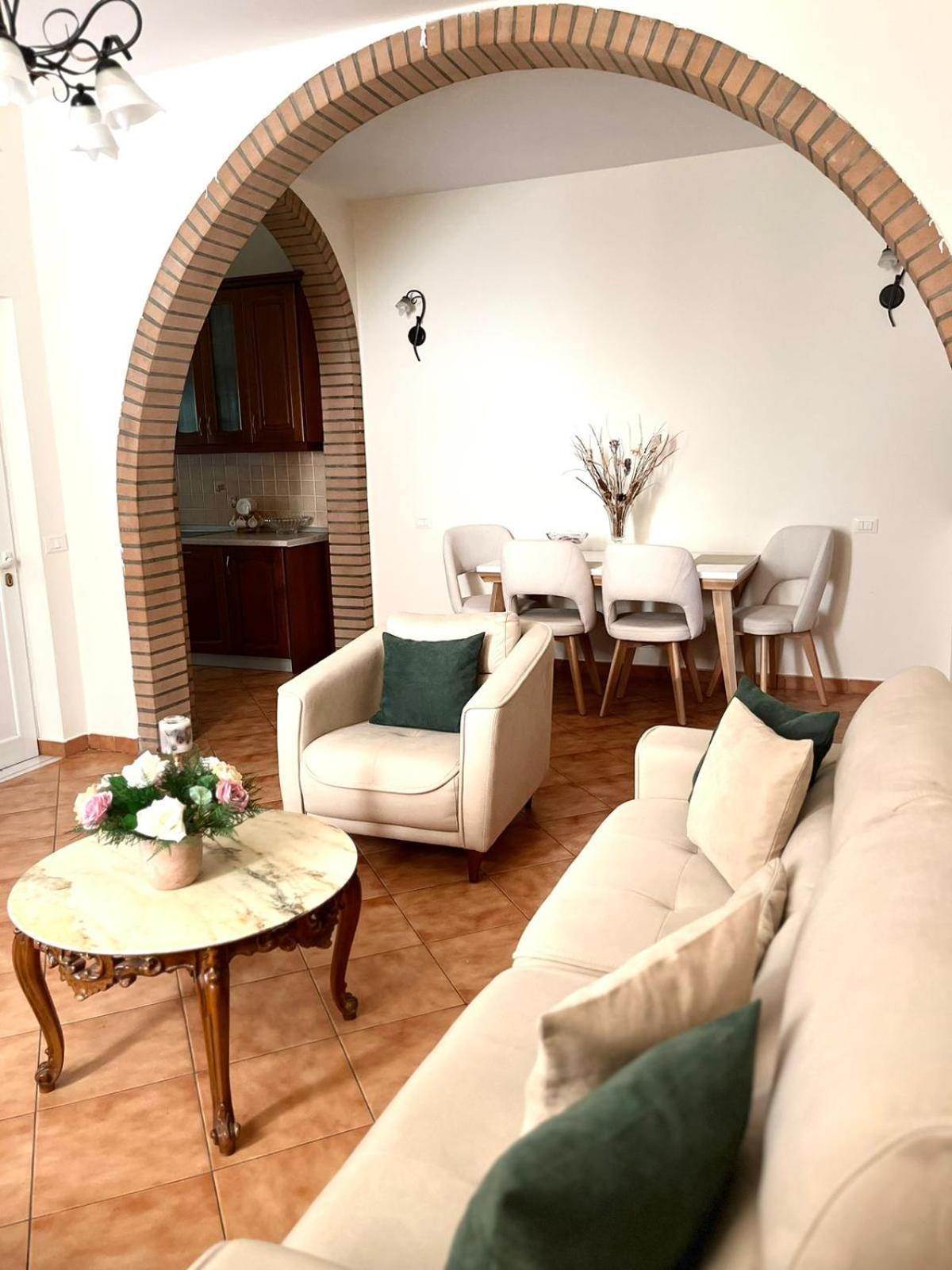Iljazi'S Apartaments Vlorë 외부 사진