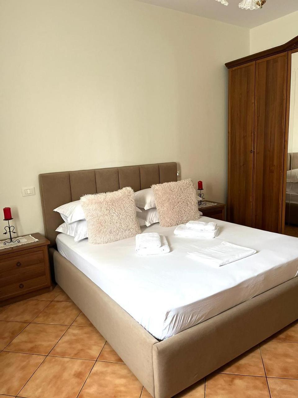 Iljazi'S Apartaments Vlorë 외부 사진