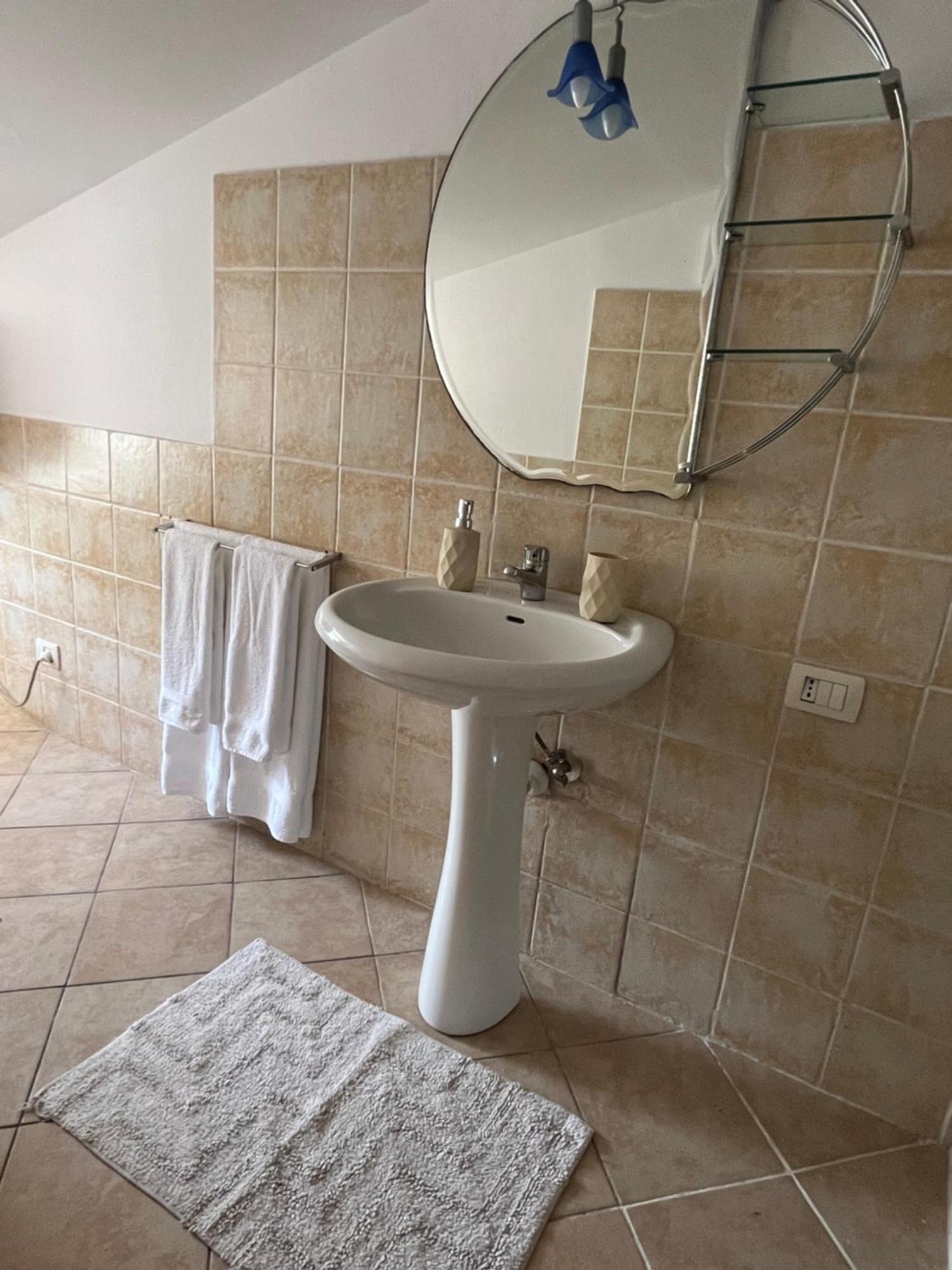 Iljazi'S Apartaments Vlorë 외부 사진